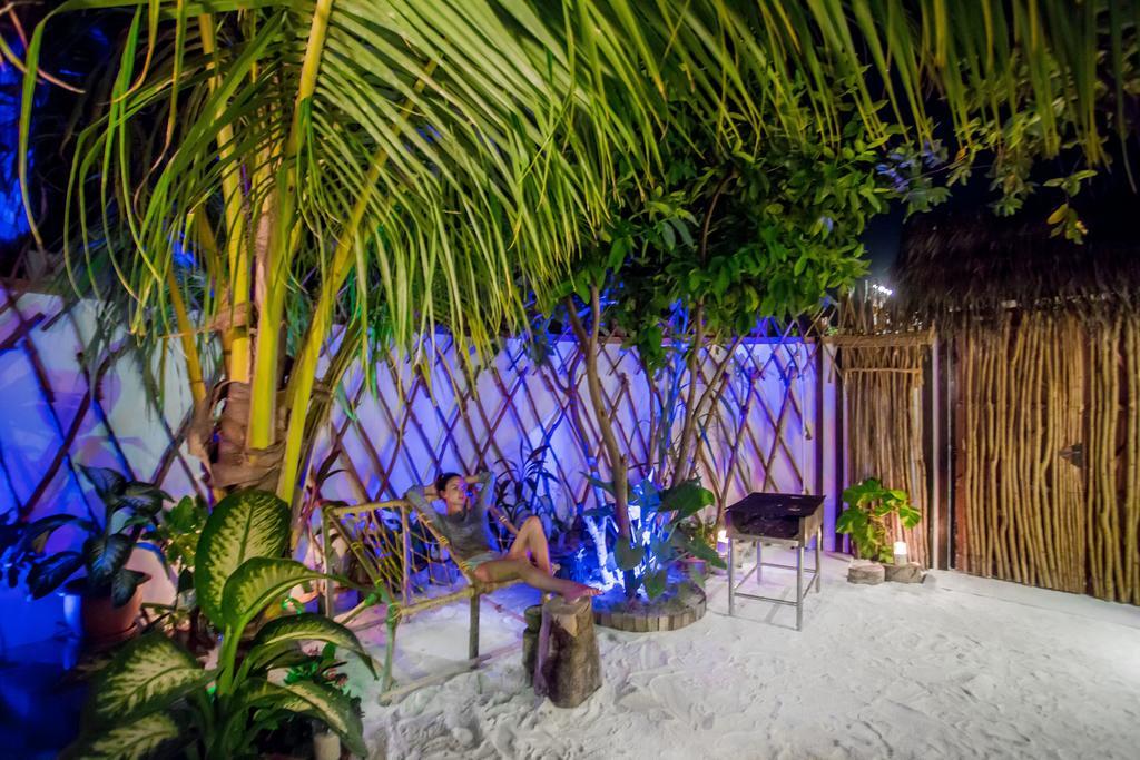 Equator Beach Inn Maldives ภายนอก รูปภาพ
